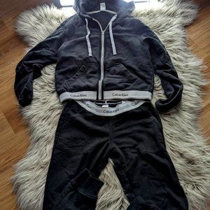 Calvin Klein Jogger Set